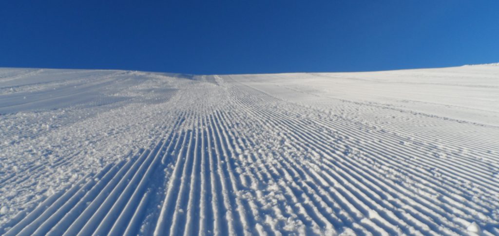 groomed-piste