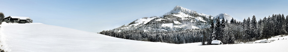 kitzbuhel-skiing-scene