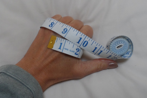 ski-gloves-hand-measurement