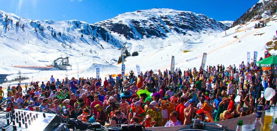 snowbombing