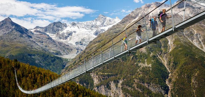 zermatt-suspension-bridge-switzerland-valentin-flauraud